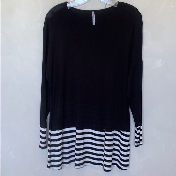 Azules Long Sleeve Striped Tunic Black Size Small - Picture 3 of 11